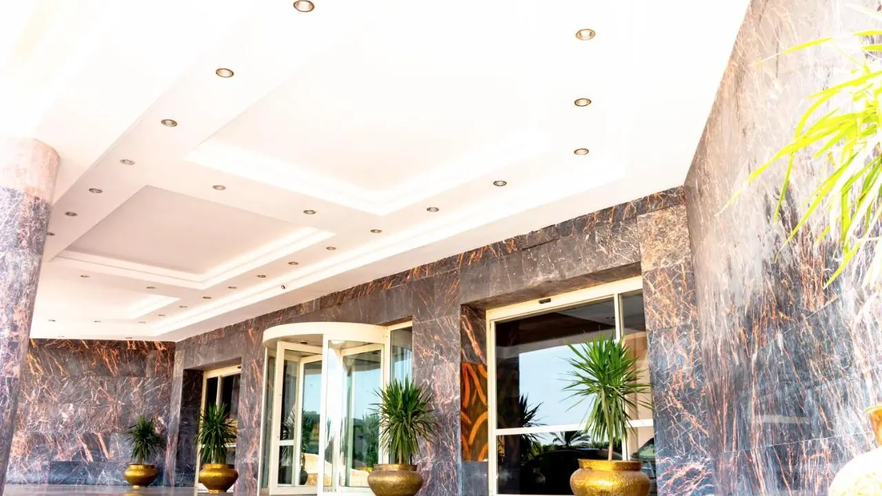 الفندق قصر وايت فالي - الغردقة